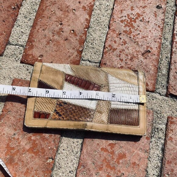 vintage patchwork leather wallet - Picture 6 of 7